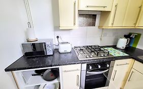 Comfortable House Near Etihad - Stay Sleep Rest